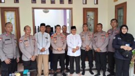 Kapolsek Jatinegara Kompol Samsono, S.H., M.H., beserta jajaran Polsek Jatinegara