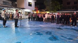 Polsek Pademangan menggelar Apel Kegiatan Rutin yang Ditingkatkan (KRYD) pada Sabtu malam, 10 Mei 2025, pukul 23.00 WIB.