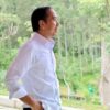 Tanggapan Jokowi Soal Meme Dirinya Ciuman dengan Prabowo