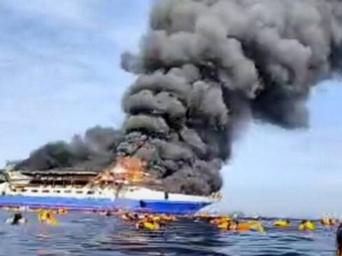 KM Barcelona 5 Terbakar di Perairan Minahasa Utara, Penumpang Lompat ke Laut