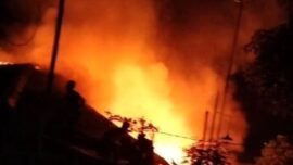 Kebakaran Maut di Makassar: 8 Rumah Ludes, Bocah 7 Tahun Tewas Terpanggang