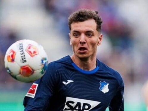 Barcelona Cari Striker Baru, Target Utama Kemahalan, Opsi Murah Jadi Solusi