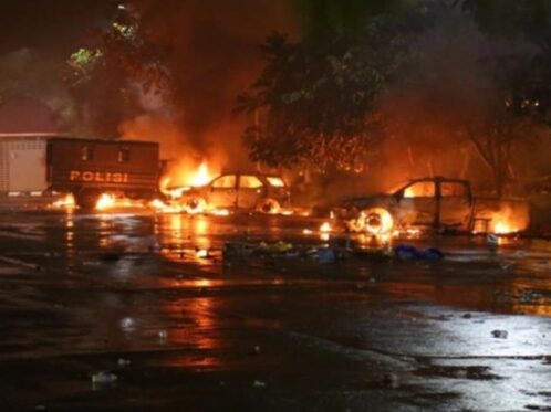 Persipura Gagal ke Super League, Stadion Lukas Enembe Rusuh: Kendaraan Dibakar, Bendera Bintang Kejora Berkibar