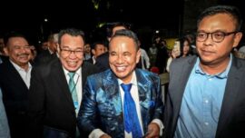 Eks Jampidsus Febrie Adriansyah Diperiksa sebagai Tersangka Didampingi Kuasa Hukum Hotman Paris