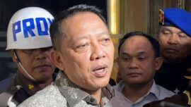 Tiba di Rutan KPK Tanpa Rompi Tahanan dan Borgol, Penahanan Febrie Adriansyah Disorot Netizen: "Cuma Pindah Tempat Ngopi?"